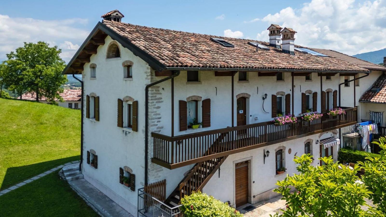 Casa Giovannella Feltre Bagian luar foto